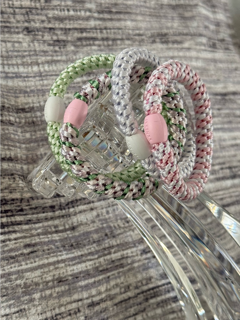 Authentic original KKNEKKI
hair ties. Set of 4